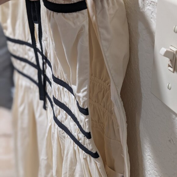 Francesca's Leona Midi Dress - Picture 3 of 11